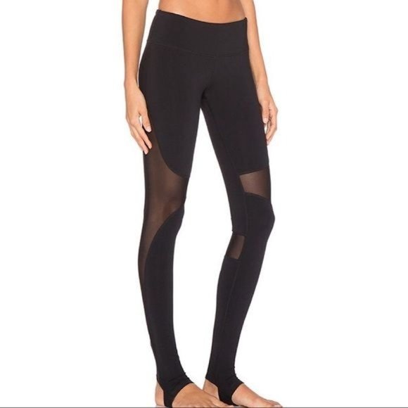 ALO Yoga Black Leggings - Picture 3 of 7